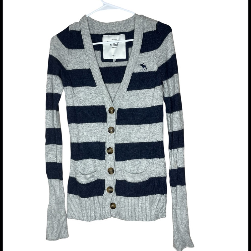 Vintage Y2K Abercrombie and fitch striped cardigan size M